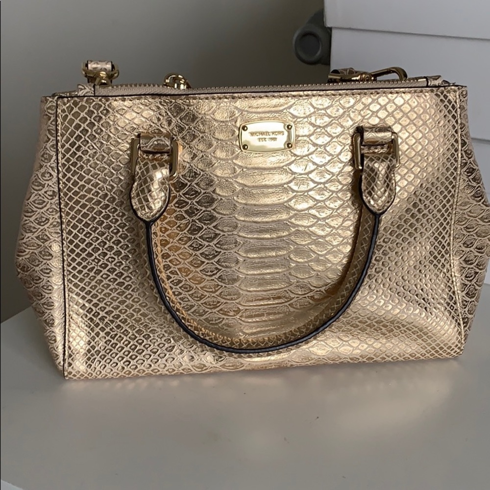 Brand new Authentic Michael Kors purse .